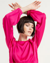 Load image into Gallery viewer, SURKANA &lt;BR&gt;
Short blouse with plain puffed sleeves &lt;BR&gt;
Fuchsia &lt;BR&gt;
