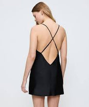 Load image into Gallery viewer, TRIUMPH <BR>
A Weekend to Remember Chesise <BR>
Peach or Black available <BR>