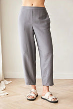 Load image into Gallery viewer, Peruzzi <BR>
Barrel Trouser <BR>
Grey <BR>