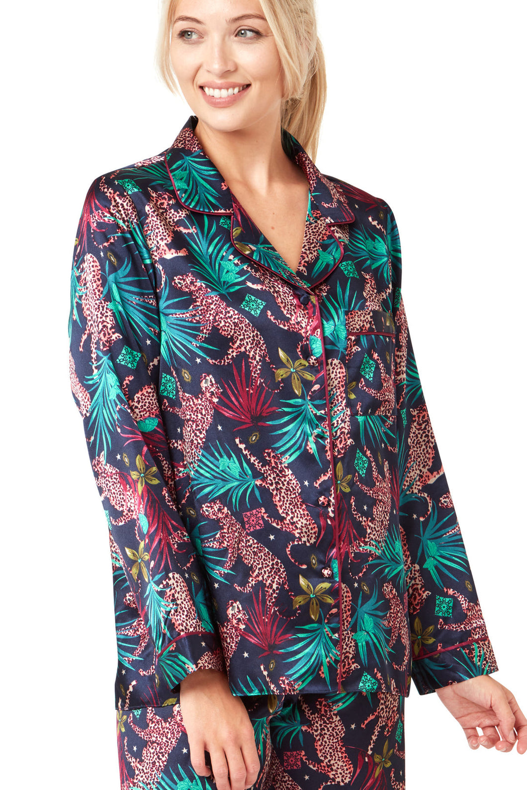 INDIGO SKY <BR>
Jungle Cheetah Print Revere Collar Pyjama Set <BR>
Navy or Raspberry Print <BR>