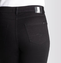 Load image into Gallery viewer, MAC <BR>
Melanie Straight leg Jean <BR>
Black, Dark wash Denim <BR>