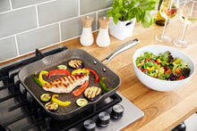 Load image into Gallery viewer, STELLAR <BR>
Rocktanium 26cm Square Grill pan, non stick <BR>