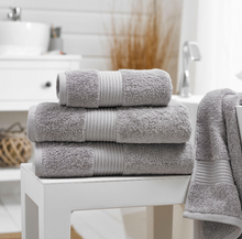 Load image into Gallery viewer, DEYONGS <BR>
Bliss 650 gram Pima Cotton Towel <BR>
Variety of colours <BR>