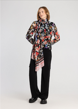 Load image into Gallery viewer, MORE&MORE<BR>
Chiffon Top<BR>
Floral<BR>