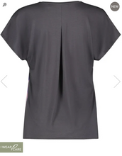 Load image into Gallery viewer, TAIFUN<BR>
Blouse with V neck line<BR>
Grey<BR>