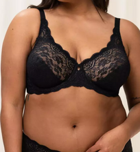 Load image into Gallery viewer, TRIUMPH <BR>
Amourette 300 Wired Bra <BR>
Skin <BR>