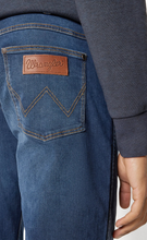 Load image into Gallery viewer, WRANGLER<BR>
Horizon Free Hand Denim<BR>
Dark Denim<BR>