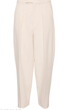 Load image into Gallery viewer, INWEAR&lt;BR&gt;
Zoma Barrell Trousers&lt;BR&gt;
Vanilla&lt;BR&gt;

