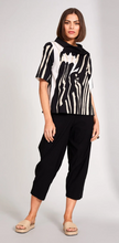 Load image into Gallery viewer, PERUZZI<BR>
Slouch Trousers<BR>
Black/Cream<BR>