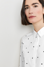 Load image into Gallery viewer, GERRY WEBER<BR>
Long Sleeve Cotton Blouse with Lined Side Vents<BR>
White<BR>