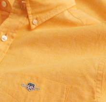 Load image into Gallery viewer, GANT<BR>
Linen Short Sleeve Shirt<BR>
779<BR>