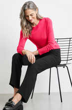 Load image into Gallery viewer, GERRY WEBER<BR>
Simple Trousers with Pressed Creases<BR>
Black/Navy<BR>