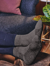 Load image into Gallery viewer, HJ SOCKS GROUP<BR>
Diabetic Low Rise Socks<BR>
Black/Grey<BR>