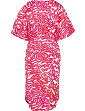 Load image into Gallery viewer, TAIFUN<BR>
Digital Red Patterned Dress<BR>
Red<BR>