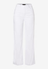 Load image into Gallery viewer, MORE AND MORE<BR>
Wide Denim Jeans<BR>
White<BR>