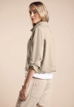 Load image into Gallery viewer, STREET ONE<BR>
Denim Jacket<BR>
Beige<BR>