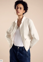 Load image into Gallery viewer, STREET ONE<BR>
Light Jacket<BR>
White<BR>