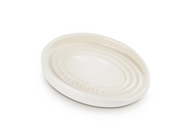 Load image into Gallery viewer, LE CREUSET<BR>
Stoneware Oval Spoon Rest<BR>
Meringue<BR>