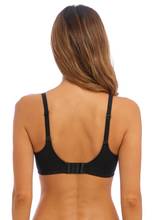 Load image into Gallery viewer, WACOAL<BR>
Back Appeal Classic Underwire Bra<BR>
Black, Rose dust<BR>