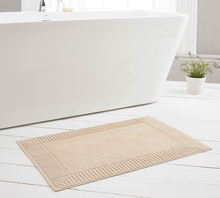 Load image into Gallery viewer, DEYONGS <BR>
Bliss 650 gram Pima Cotton Towel <BR>
Variety of colours <BR>