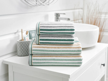 Load image into Gallery viewer, DEYONGS<BR>
Hanover Towel<BR>