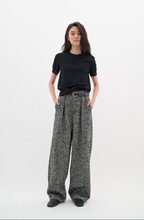 Load image into Gallery viewer, INWEAR<BR>
Kellsie Jumper<BR>
Black<BR>