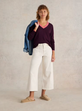 Load image into Gallery viewer, WHITE STUFF<BR>
Maggi Knit Jumper<BR>
Plum<BR>