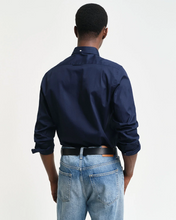 Load image into Gallery viewer, GANT<BR>
SlimFit PinPoint Oxford Shirt<BR>
Navy/black<BR>