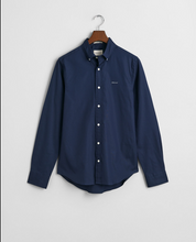 Load image into Gallery viewer, GANT<BR>
SlimFit PinPoint Oxford Shirt<BR>
Navy/black<BR>