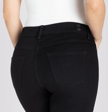 Load image into Gallery viewer, MAC <BR>
Dream Chic Jeans <BR>
Denim<BR>