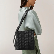 Load image into Gallery viewer, RADLEY LONDON<BR>
Dukes Place Handbag Compartment Weave<BR>
Black<BR>