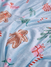 Load image into Gallery viewer, CATHERINE LANSFIELD<BR>
Christmas Gingerbread Throw<BR>
130x170<BR>