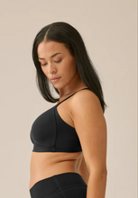 Load image into Gallery viewer, NATURANA<BR>
Soft Bra with Side Smoother Effect<BR>