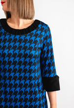 Load image into Gallery viewer, AVALON<BR>
Nina Houndstooth Pencil Dress<BR>
Royal, Black/White<BR>