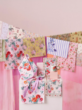 Load image into Gallery viewer, CATH KIDSTON<BR>
Archive Rose Apron<BR>