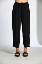 Load image into Gallery viewer, PERUZZI<BR>
Pinktuck Barrel Trousers<BR>
Black, Navy<BR>