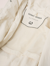Load image into Gallery viewer, GERRY WEBER<BR>
Trench Coat<BR>
Cream<BR>