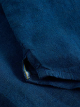 Load image into Gallery viewer, WHITE STUFF<BR>
Keswick Short Sleeve Shirt<BR>
Dark Navy, Light Green<BR>