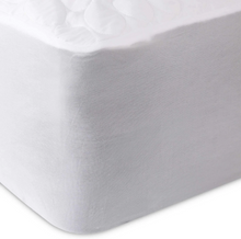 Load image into Gallery viewer, FINE BEDDING COMPANY<BR>
Quilted Luxury Waterproof Matresse Protector<BR>