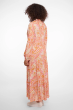 Load image into Gallery viewer, RINO AND PELLE<BR>
Brenda Maxi Dress<BR>
Paisley<BR>