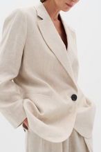 Load image into Gallery viewer, INWEAR<BR>
Yaiza Linen Blazer<BR>
Beige<BR>