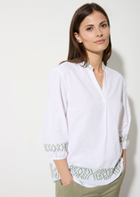 Load image into Gallery viewer, MORE AND MORE<BR>
Embroidered Tunic Blouse<BR>
White<BR>
