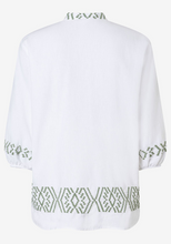Load image into Gallery viewer, MORE AND MORE<BR>
Embroidered Tunic Blouse<BR>
White<BR>