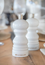 Load image into Gallery viewer, MASTERCLASS COOKWARE<BR>
Salt/Pepper Mill 12cm<BR>
Purple, Red, Sky, White<BR>