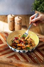 Load image into Gallery viewer, MIKASA COOKWARE<BR>
Pasta Bowls<BR>