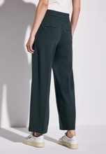Load image into Gallery viewer, STREET ONE<BR>
Straight Leg Trousers<BR>
Hunter Green<BR>