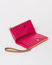 Load image into Gallery viewer, SURKANA<BR>
Tricolour Soft Wallet<BR>
Green, Multi<BR>