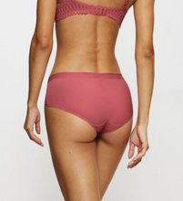 Load image into Gallery viewer, TRIUMPH<BR>
Aura SpotLight Maxi Brief<BR>
Strawberry, 1780<BR>
