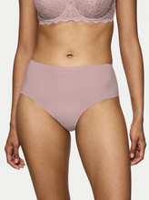 Load image into Gallery viewer, TRIUMPH<BR>
Smart Invisible Maxi Brief<BR>
Black, Skin, Mauve<BR>