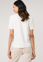 Load image into Gallery viewer, GERRY WEBER<BR>
Metallic Graphic T-Shirt<BR>
Cream<BR>